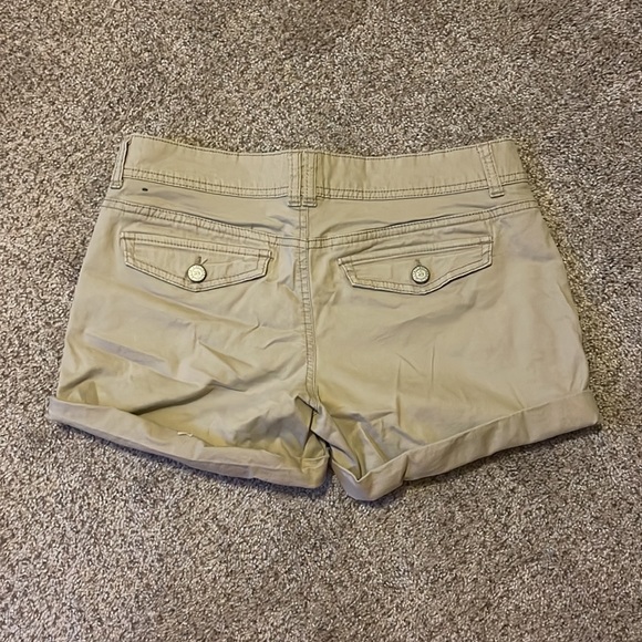 Aeropostale twill shorts size 6 - Picture 2 of 7